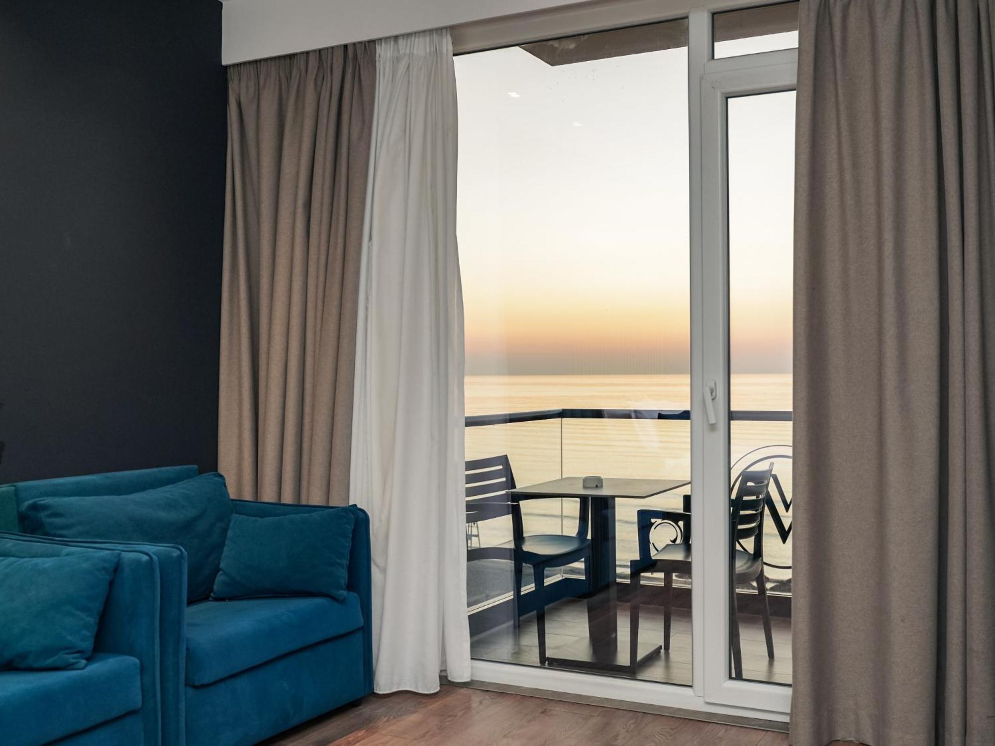 Vm Resort & Spa Golem  Ngoại thất bức ảnh